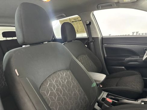 Used 2025 Mitsubishi Outlander Sport ES AWD/4WD image 27