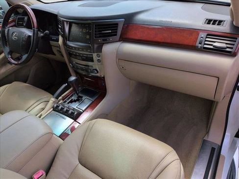 Used 2009 Lexus LX 570 4WD image 21