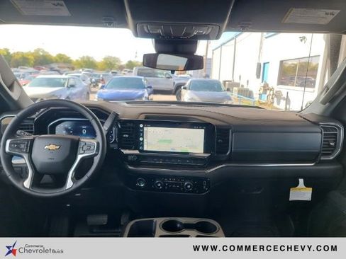 Used 2022 Chevrolet Silverado 1500 LT w/ Protection Package image 15