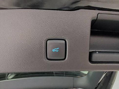 Used 2025 Ford Escape Active w/ Active Premium Tech Pack FWD image 22