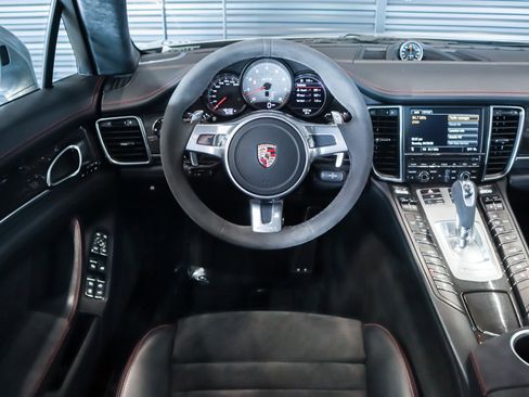 Used 2013 Porsche Panamera GTS AWD/4WD image 13