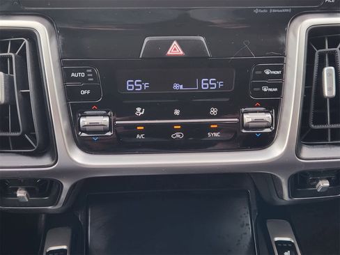 Certified 2022 Kia Sorento S image 17