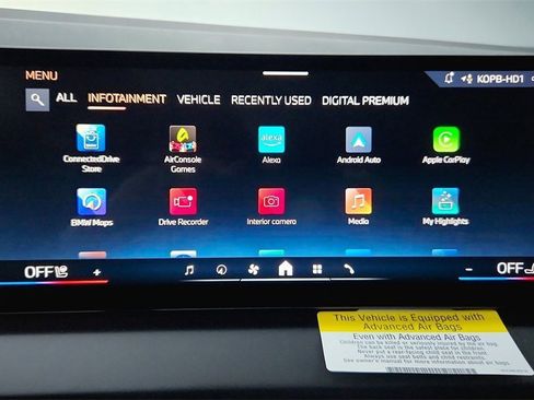 Used 2025 BMW X3 xDrive30i w/ Premium Package image 41