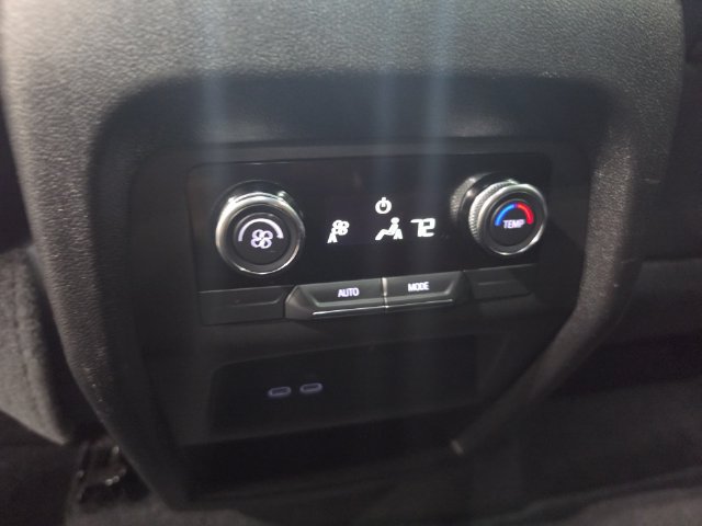 Used 2026 Buick Enclave Preferred AWD/4WD image 26