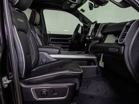 New 2026 RAM 1500 Laramie AWD/4WD image 47