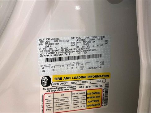 Certified 2025 Ford Expedition Max Platinum AWD/4WD image 31