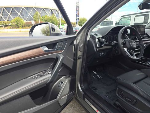 Certified 2025 Audi Q5 2.0T Premium Plus w/ Premium Plus Package image 21