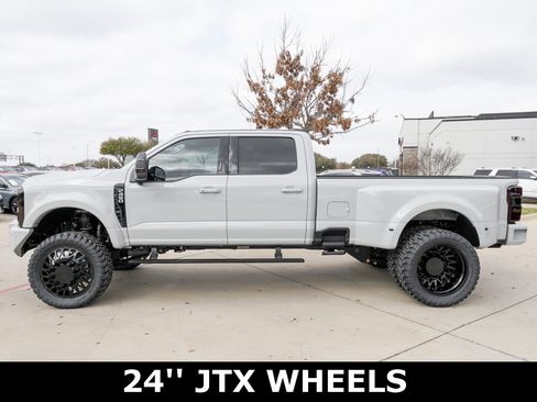 Used 2026 Ford F450 Platinum image 5