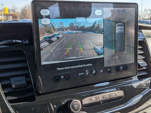 Used 2023 Ford Transit 350 XLT image 15