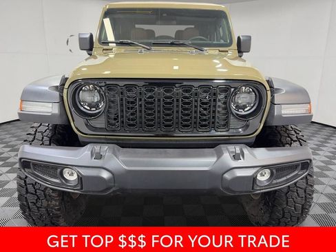 Used 2025 Jeep Wrangler Sport AWD/4WD image 2