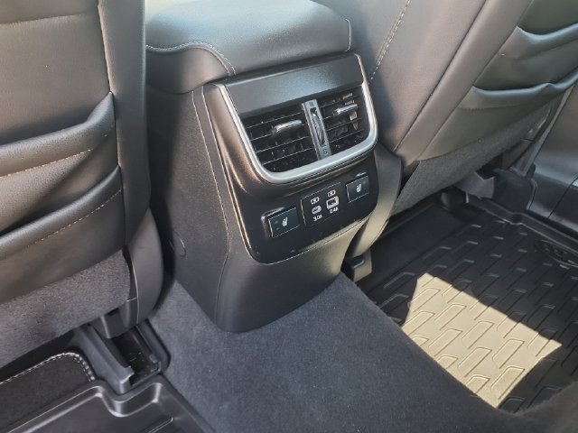 Used 2025 Subaru Outback Touring XT w/ Popular Package #2 AWD/4WD image 13