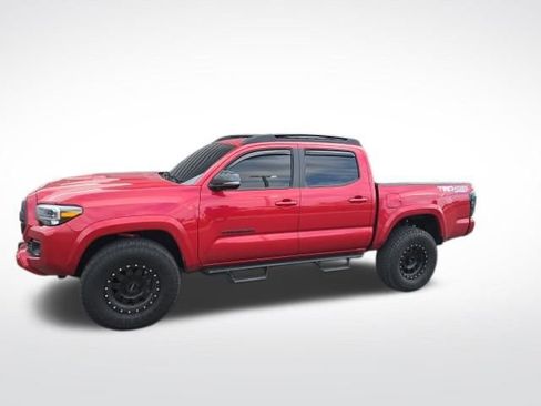 Used 2023 Toyota Tacoma TRD Sport image 1