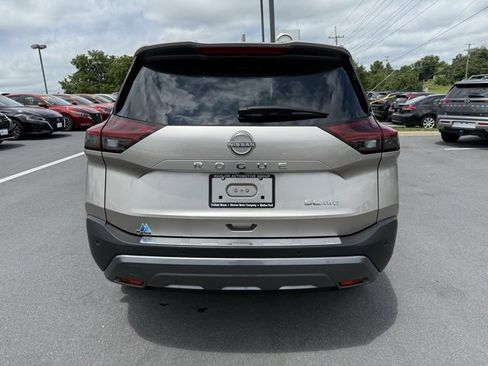 Certified 2022 Nissan Rogue SL w/ SL Premium Package image 6