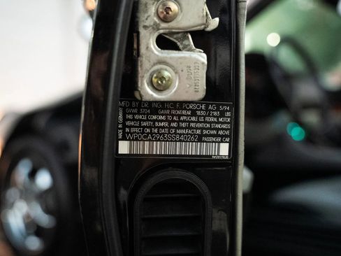 Used 1995 Porsche 968 Cabriolet RWD image 36