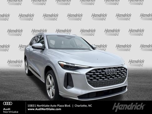 Used 2025 Audi Q5 Premium Plus w/ Premium Plus image 1