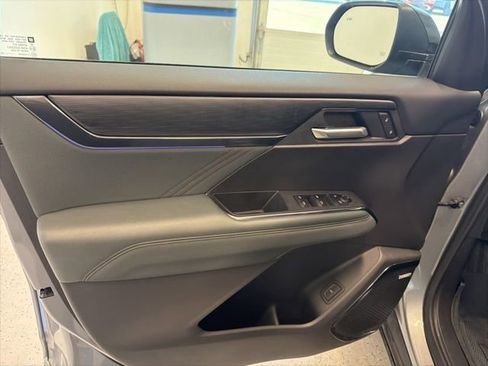 Used 2025 GMC Acadia AT4 w/ LPO, Floor Liner Package AWD/4WD image 46