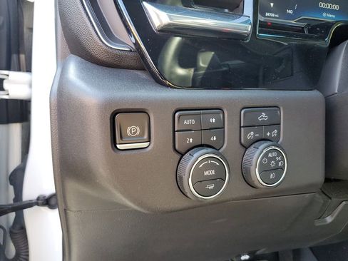 Used 2023 Chevrolet Silverado 1500 LT Trail Boss w/ Protection Package AWD/4WD image 18