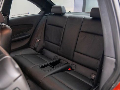 Used 2011 BMW 1 Series M image 18