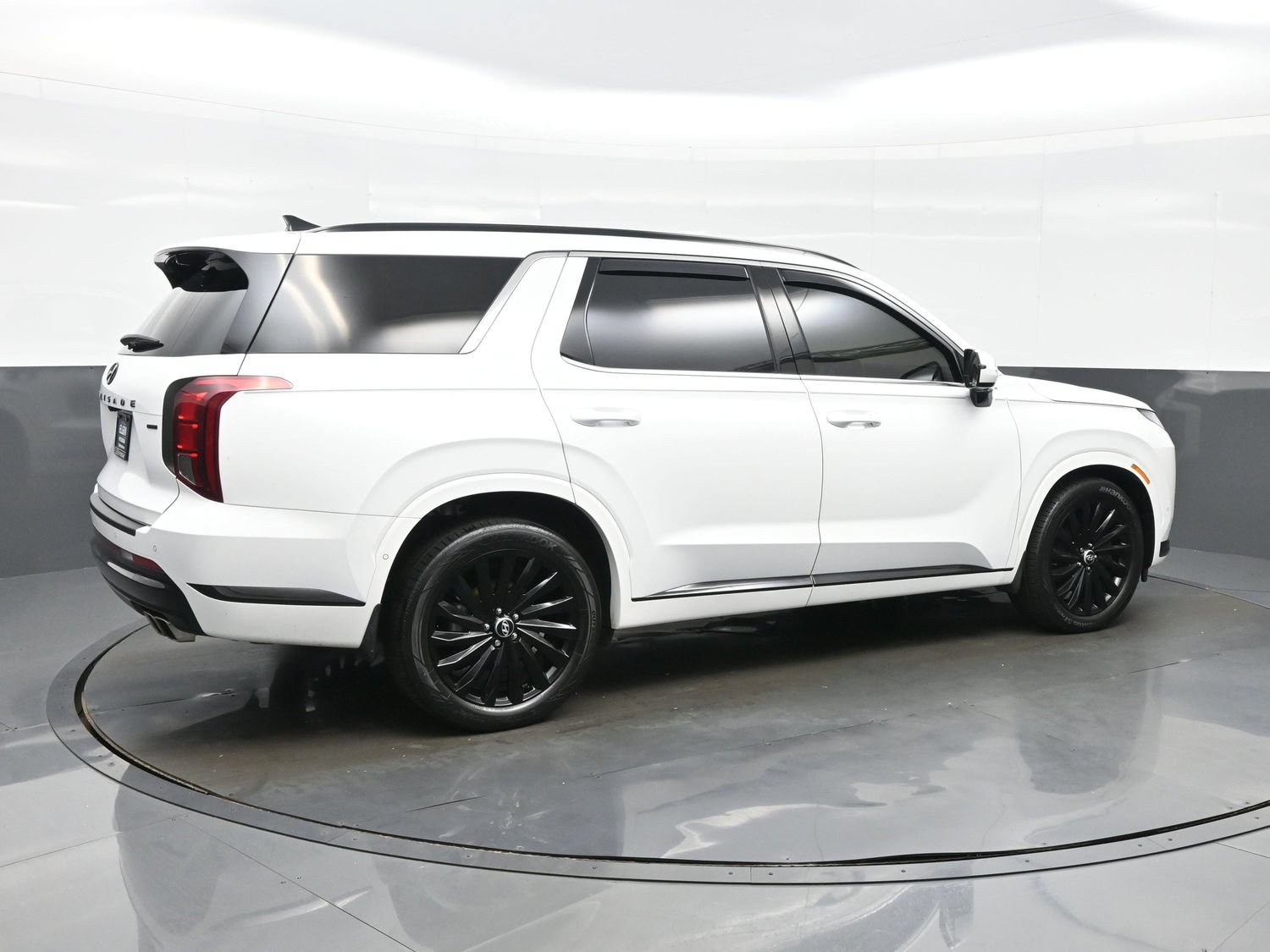 Used 2024 Hyundai Palisade Calligraphy AWD/4WD image 6