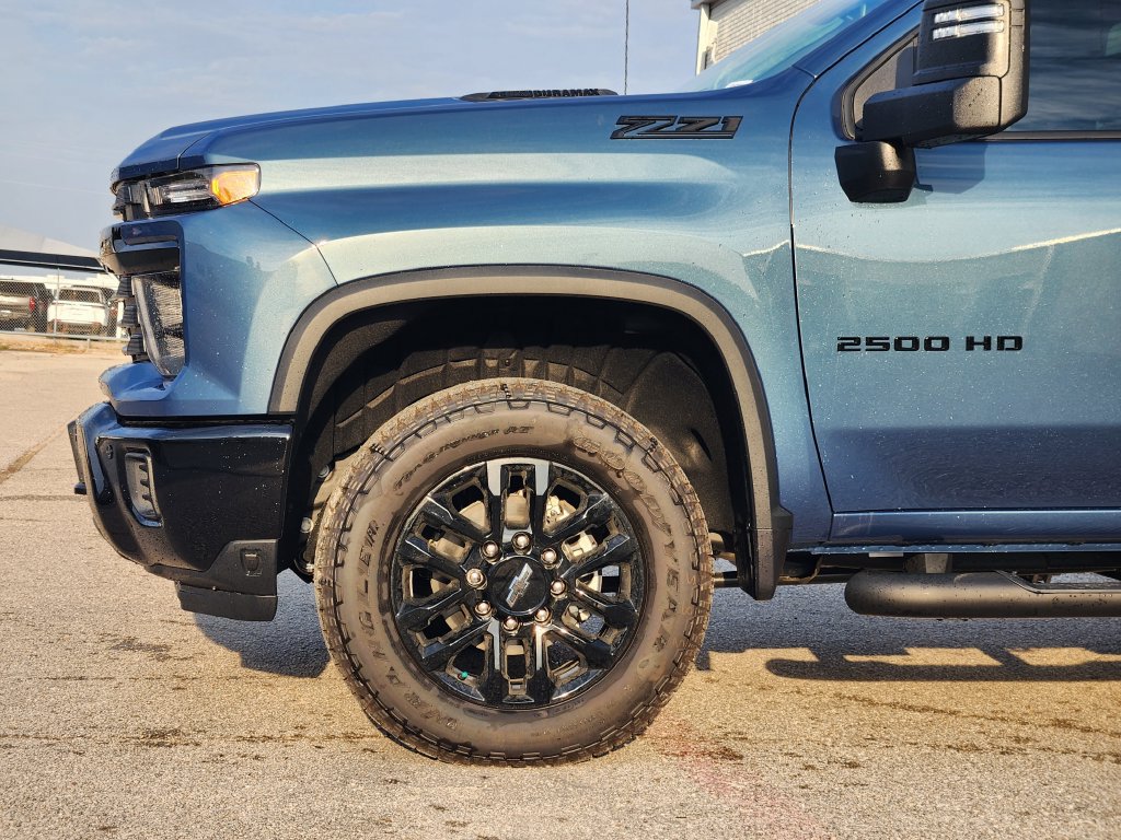 New 2026 Chevrolet Silverado 2500 Custom w/ Custom Value Package AWD/4WD image 5