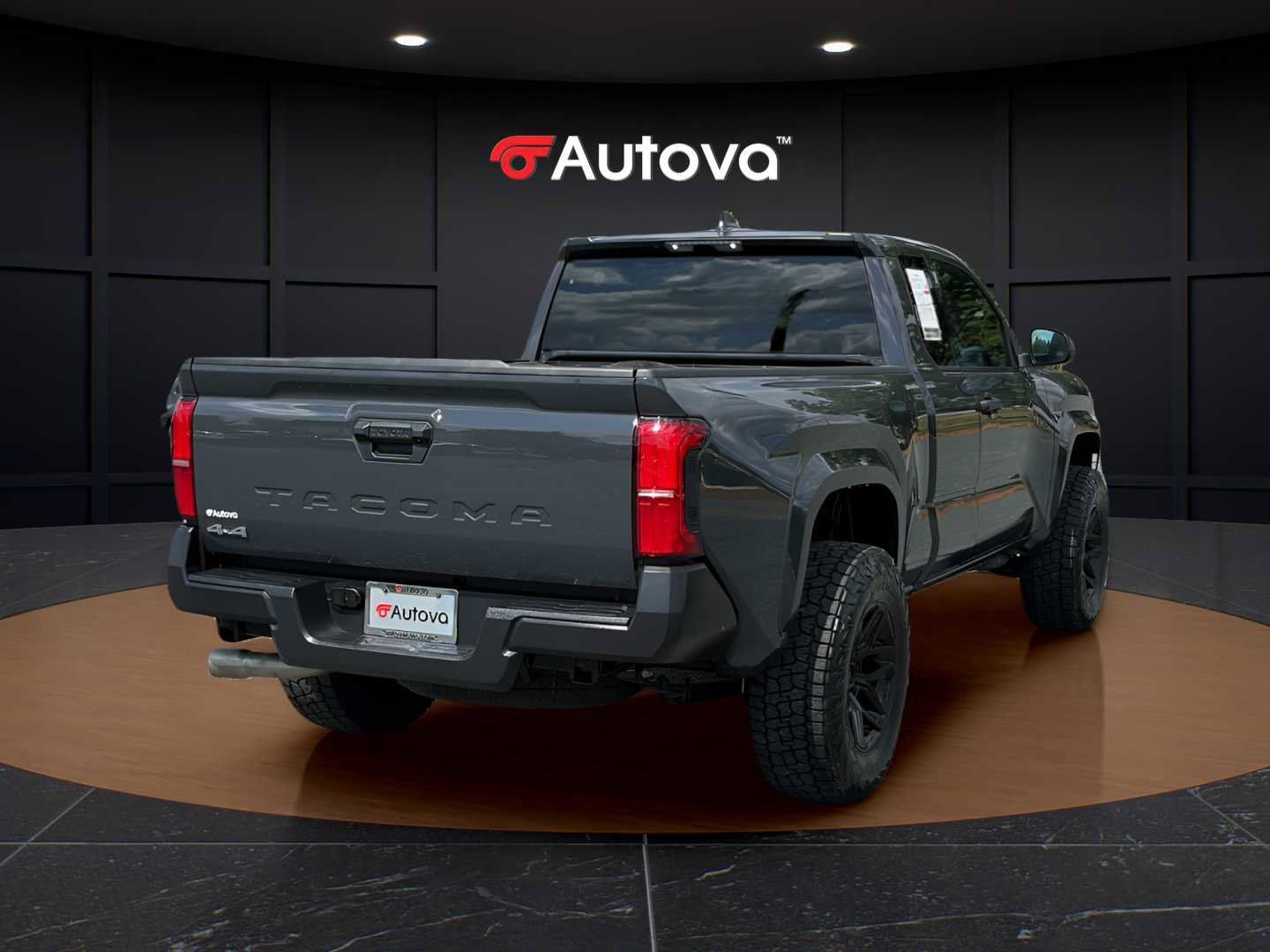 Used 2025 Toyota Tacoma SR AWD/4WD image 5