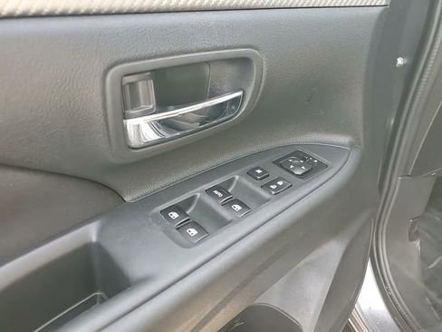 Used 2018 Mitsubishi Outlander ES image 13