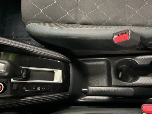 Used 2019 Nissan Kicks S FWD image 12