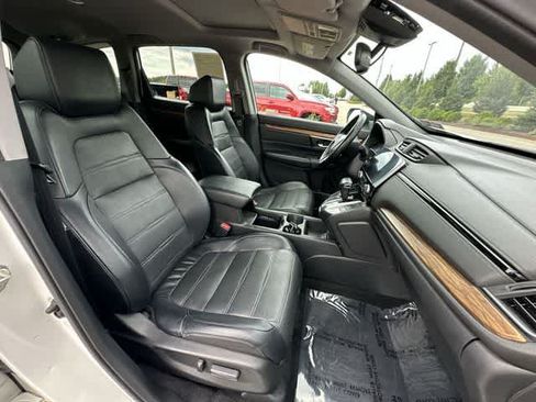 Used 2018 Honda CR-V Touring image 23