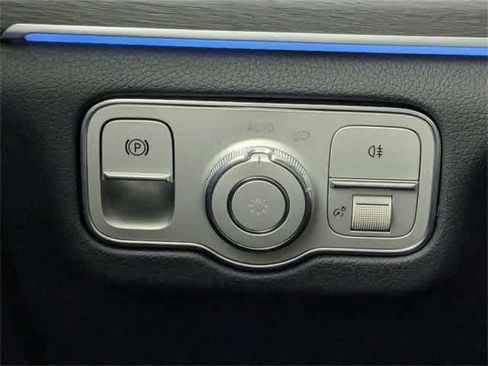 Certified 2025 Mercedes-Benz GLS 450 4MATIC image 35