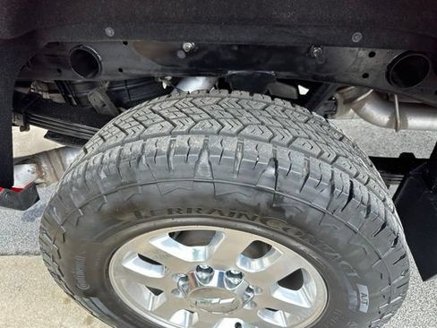 Used 2015 Chevrolet Silverado 2500 LTZ w/ Duramax Plus Package AWD/4WD image 9