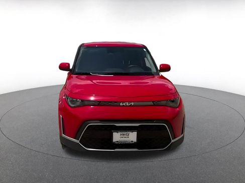 Used 2025 Kia Soul LX w/ LX Technology Package FWD image 10