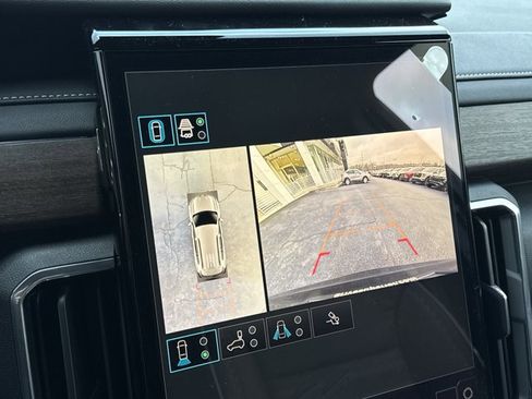 New 2026 GMC Acadia Denali Ultimate w/ LPO, Floor Liner Package image 10