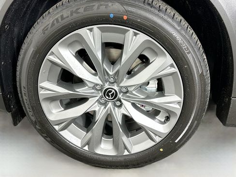 New 2026 MAZDA CX-90 Plug-In Hybrid w/ Preferred AWD/4WD image 32