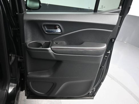 Used 2021 Honda Ridgeline Black Edition image 37