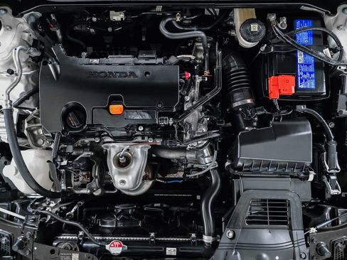 Certified 2024 Honda Civic Sport image 13