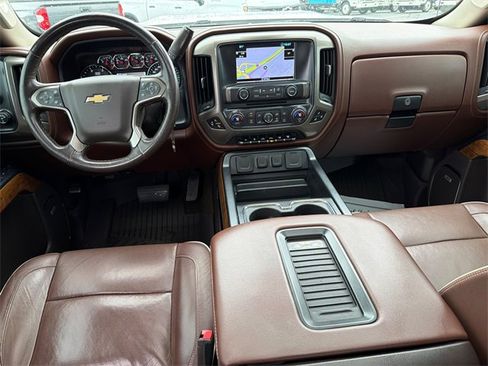 Used 2017 Chevrolet Silverado 2500 High Country w/ Duramax Plus Package image 22