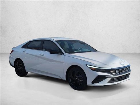 New 2026 Hyundai Elantra SEL Sport Premium image 7