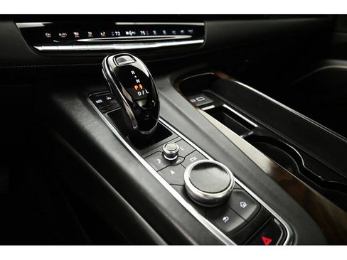 Used 2023 Cadillac Escalade Sport Platinum w/ LPO, ONYX Package AWD/4WD image 21