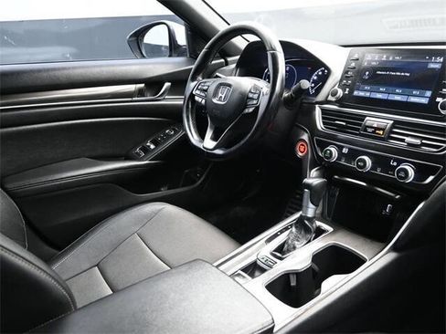 Used 2020 Honda Accord Sport image 21