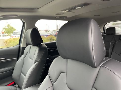 New 2025 Kia Telluride S image 24