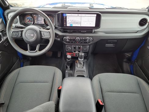 Used 2024 Jeep Gladiator Sport image 14