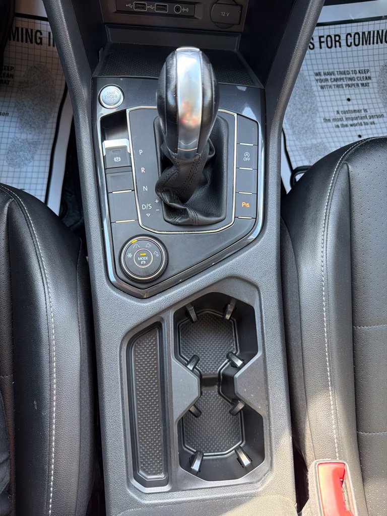 Used 2019 Volkswagen Tiguan SEL w/ 3rd Row Seat Package AWD/4WD image 33
