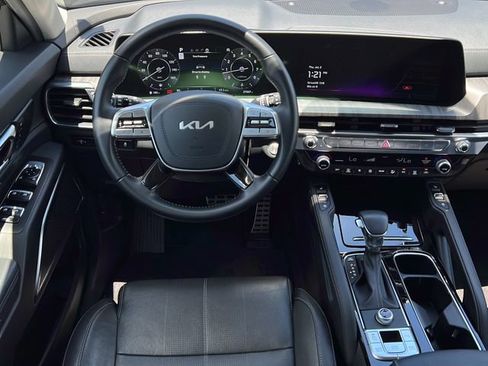 Used 2024 Kia Telluride SX FWD image 12
