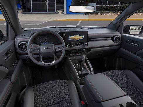 New 2025 Chevrolet Colorado Z71 w/ Midnight Edition image 15
