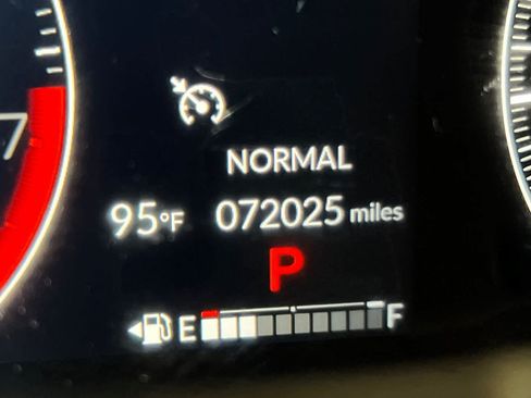 Used 2025 Honda HR-V LX image 28