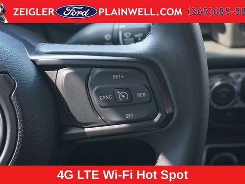 Used 2023 Jeep Wrangler Unlimited AWD/4WD image 23