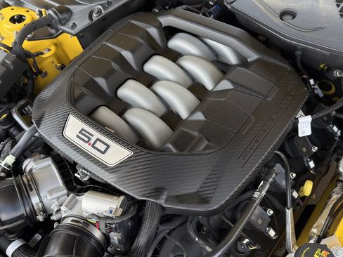 Used 2024 Ford Mustang GT RWD image 28