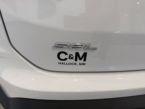 Used 2024 Ford Edge SEL w/ Convenience Package AWD/4WD image 8