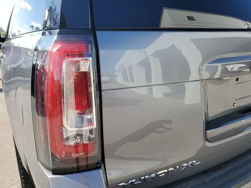 Used 2019 GMC Yukon XL SLT w/ Open Road Package image 28