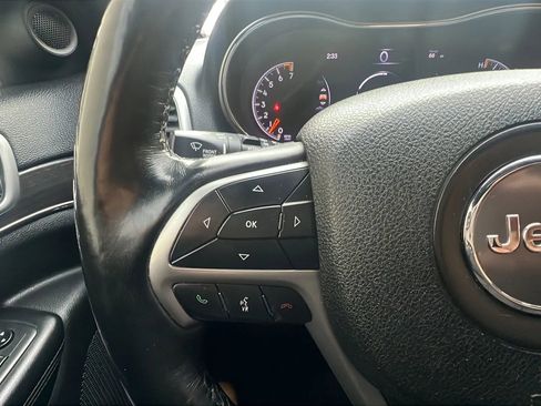 Used 2018 Jeep Grand Cherokee Limited w/ Luxury Group II image 14